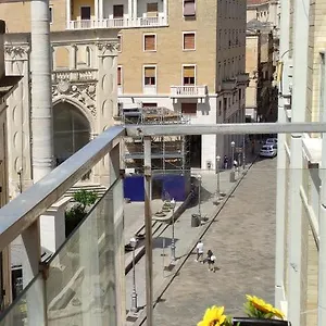  Apartment La Colonna Holiday House