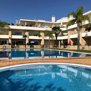 apartamentos-pomba-branca.hotelaalgarve.com/